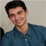 Clases de inglés nivel B2, tengo 20 años y nivel C1 con mención especial, soy estudiante en la Universidd de Navarra. Disponible mañana y tarde